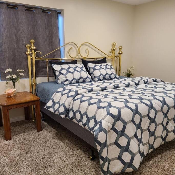 Vila Entire Huge Basement! Fast Wifi! Private Entrance! Salt Lake City Exteriér fotografie